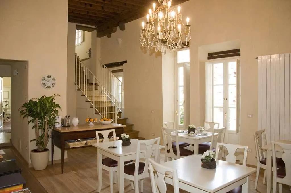 B&B Anfiteatro Lucca 2*,  Italy