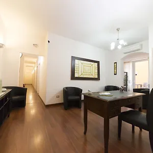 Lewisrooms Domo Pensión Cagliari