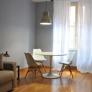Apartment Residenza Fiori Oscuri Milan